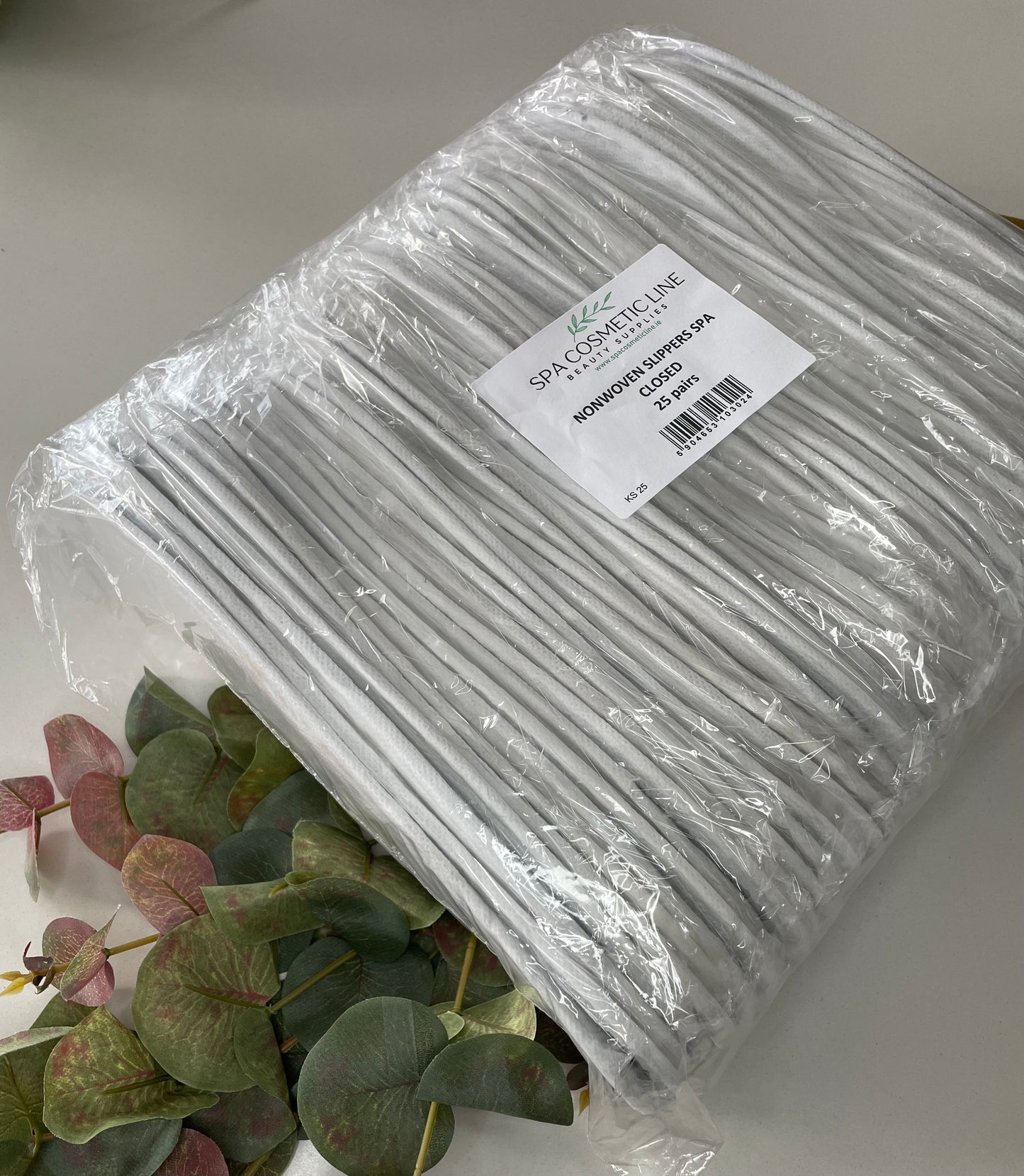25 pairs Non-woven Spa Slippers /Closed